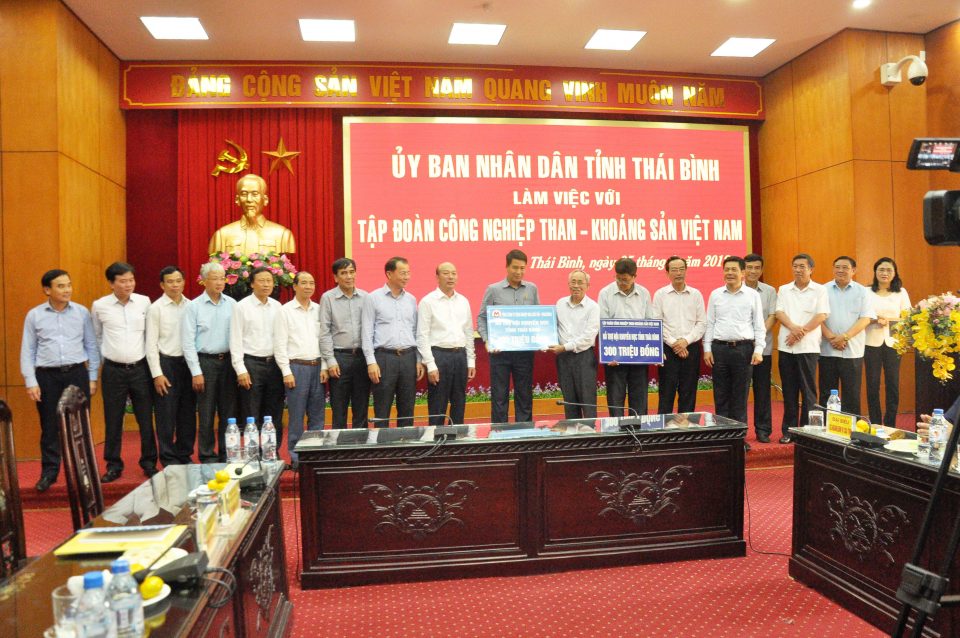 Ủy ban Nhân dân tỉnh Thái Bình là việc với TKV